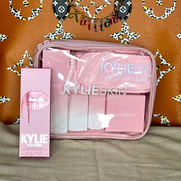 Kylie Cosmetics Skincare Kylie Skin Travel With Me Skincare Set
